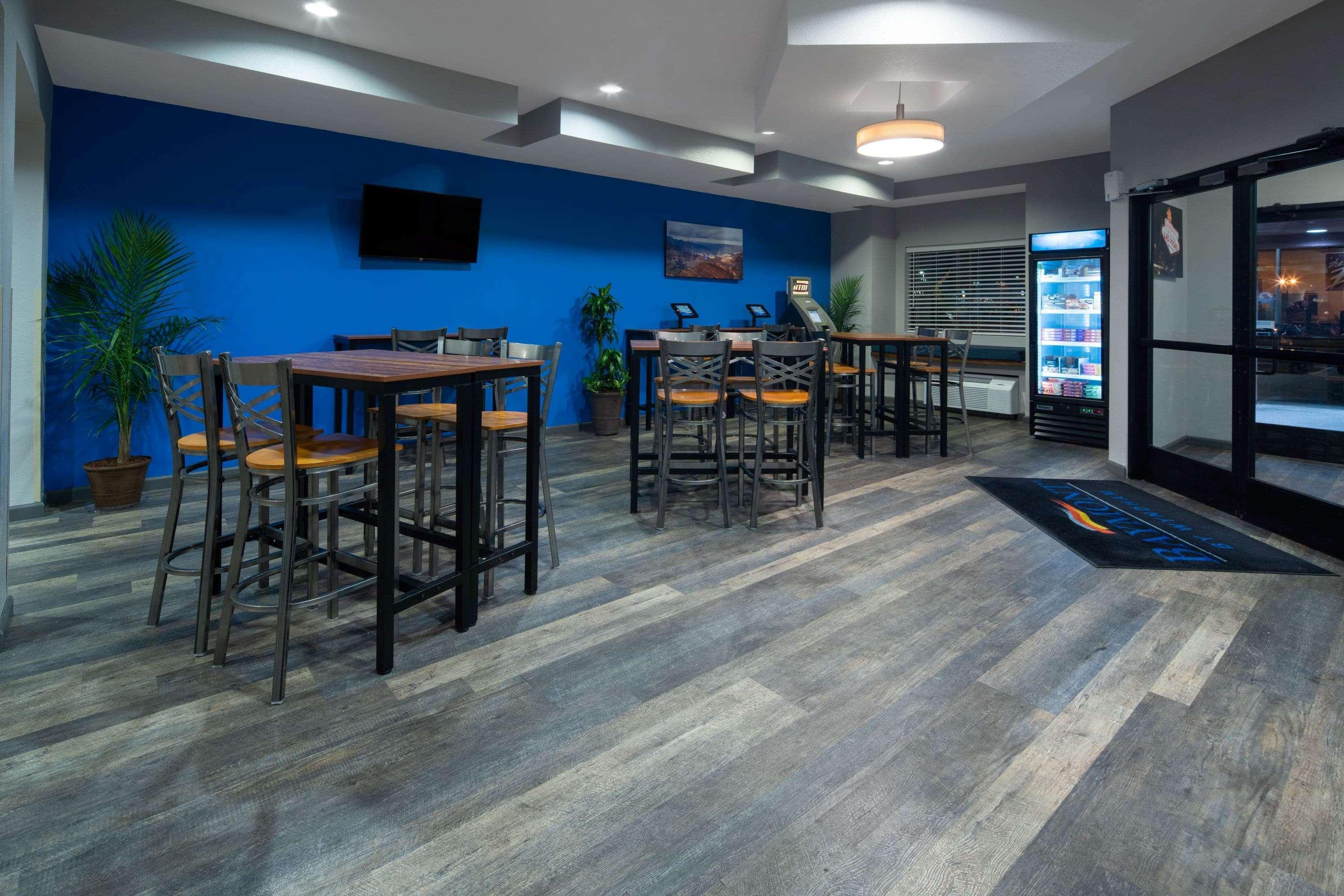 Baymont By Wyndham Las Vegas South Strip מראה חיצוני תמונה